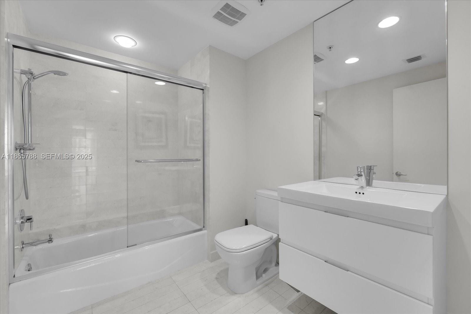 17301 Biscayne Boulevard 401, North Miami Beach, FL 33160 photo 14