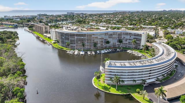 1427 E Hillsboro Boulevard 327, Deerfield Beach, FL 33441
