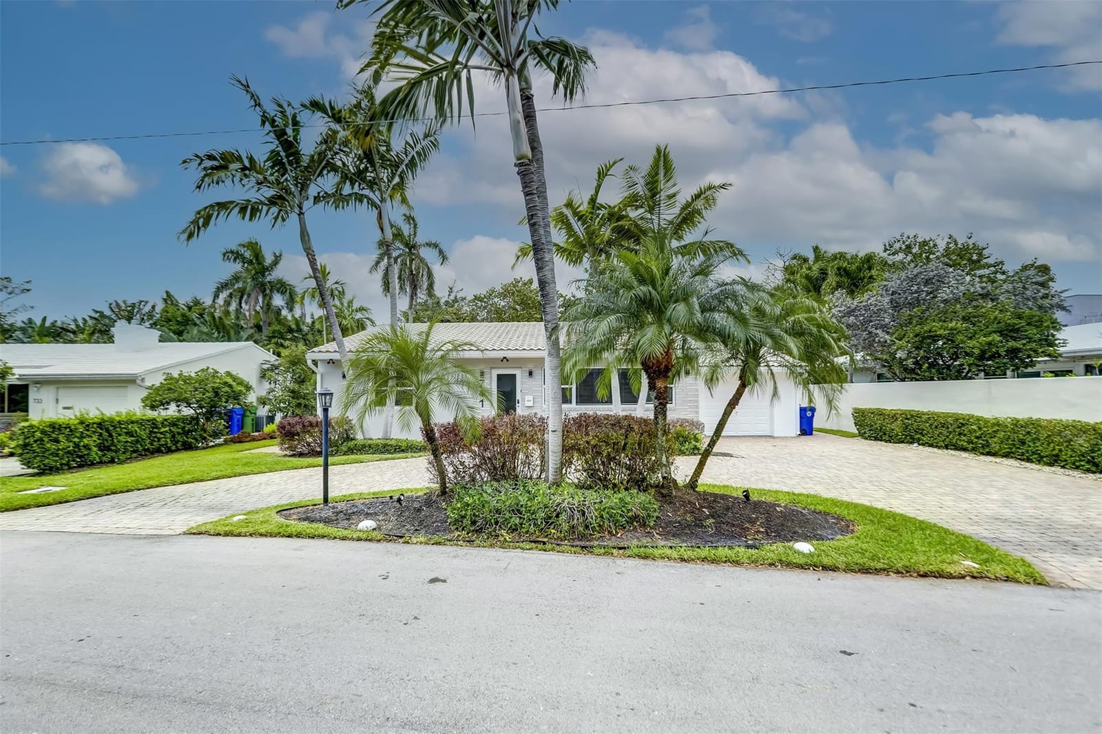 741 NE 16th Terrace, Fort Lauderdale, FL 33304 photo 3