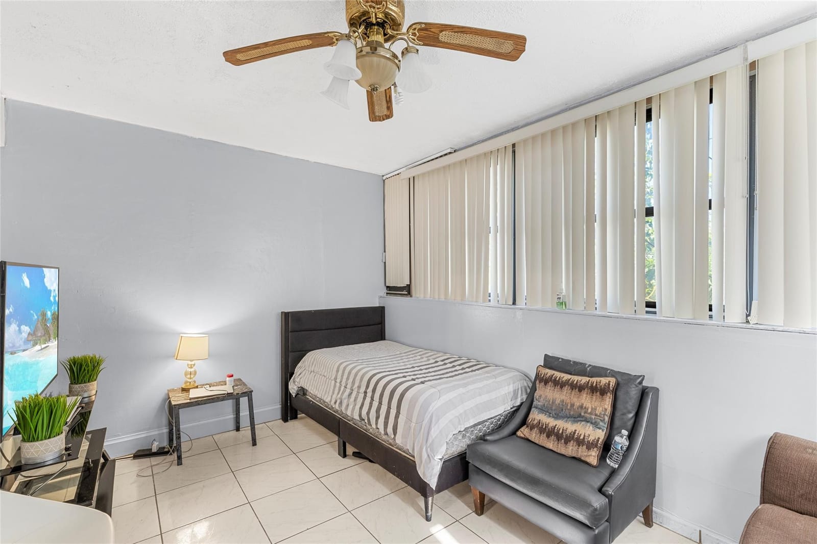 3811 NW 28th Street — photo 12