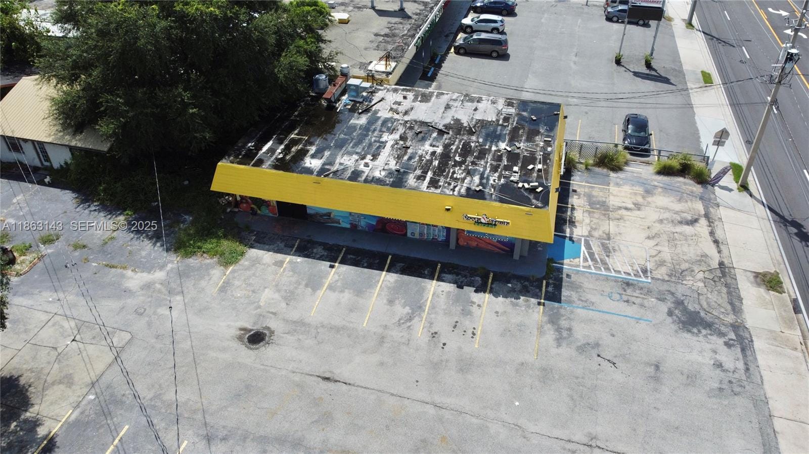 2944 W University W Boulevard — photo 11