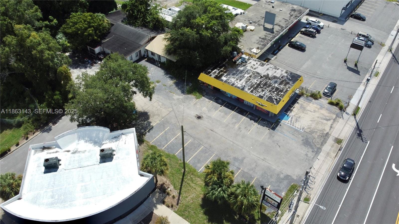 2944 W University W Boulevard, Jacksonville, FL 32217 photo 13