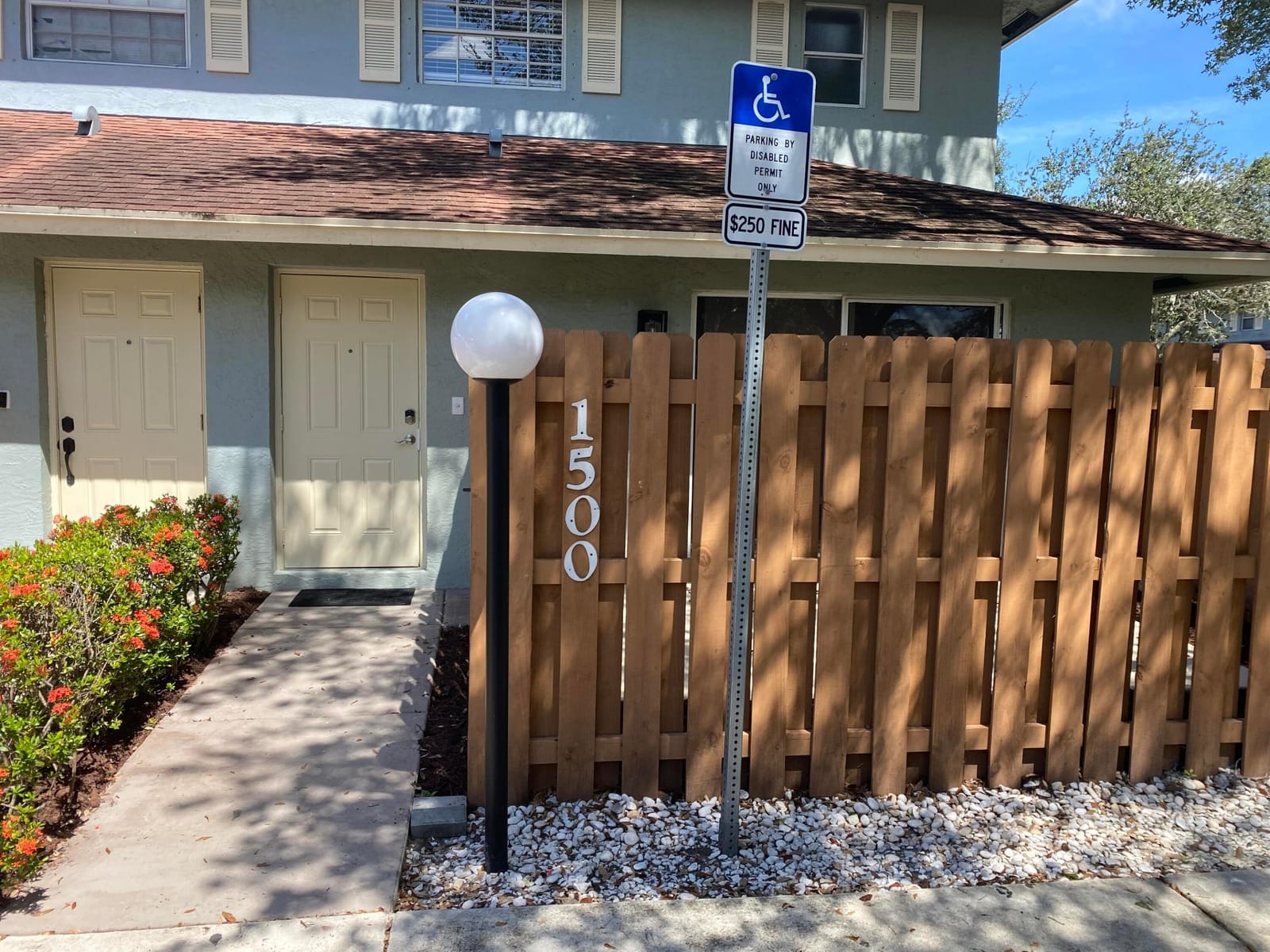 1500 Cypress Way E — photo 2