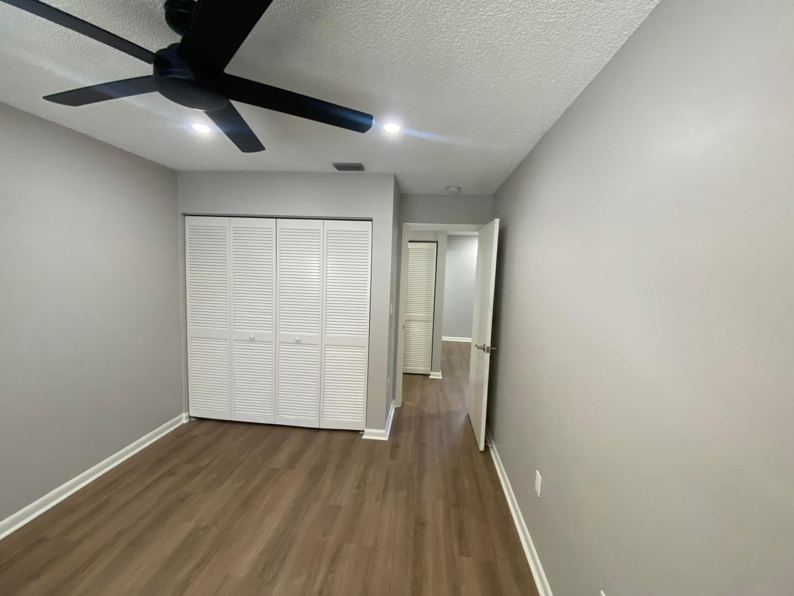 1500 Cypress Way E, Palm Springs, FL 33406 photo 27