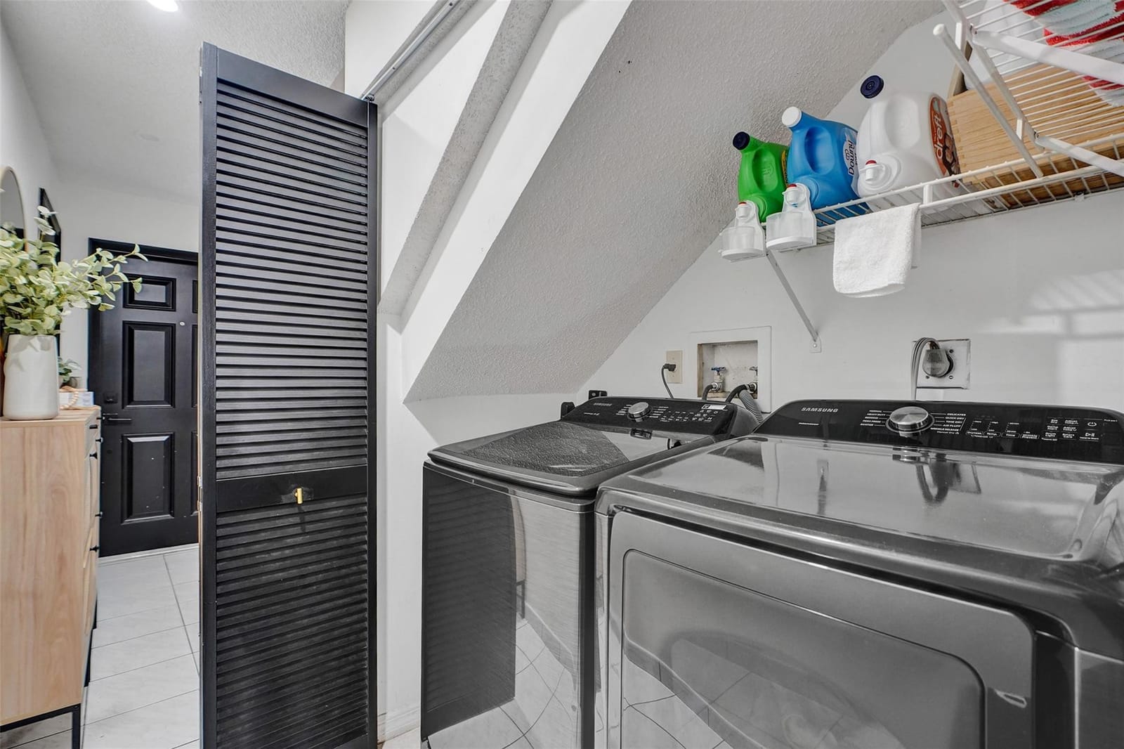 9878 Hammocks Boulevard, Miami, FL 33196 photo 13