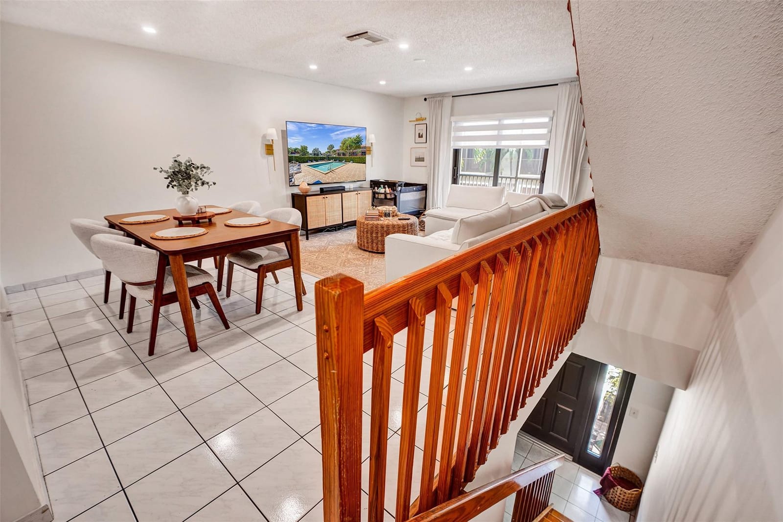 9878 Hammocks Boulevard, Miami, FL 33196 photo 18