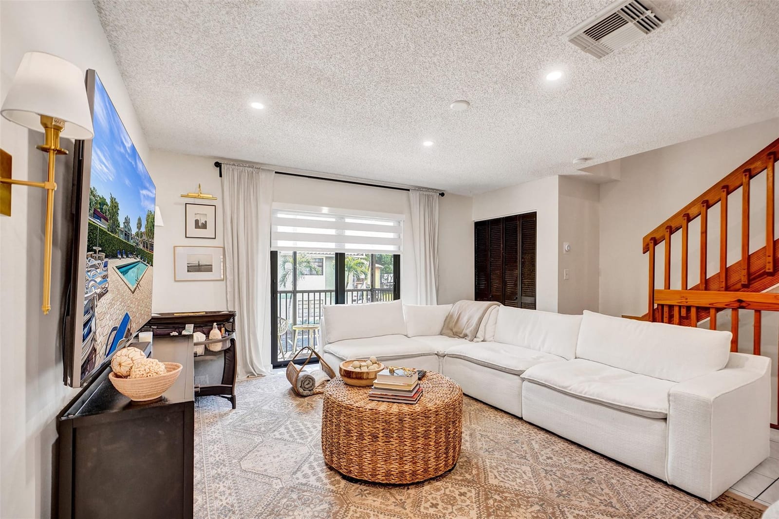 9878 Hammocks Boulevard, Miami, FL 33196 photo 23