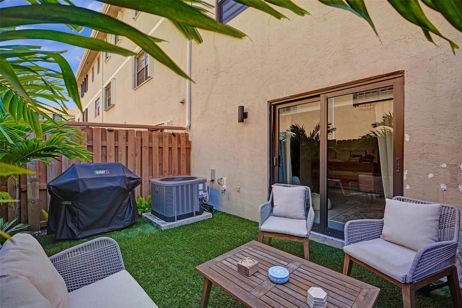 9878 Hammocks Boulevard — photo 4
