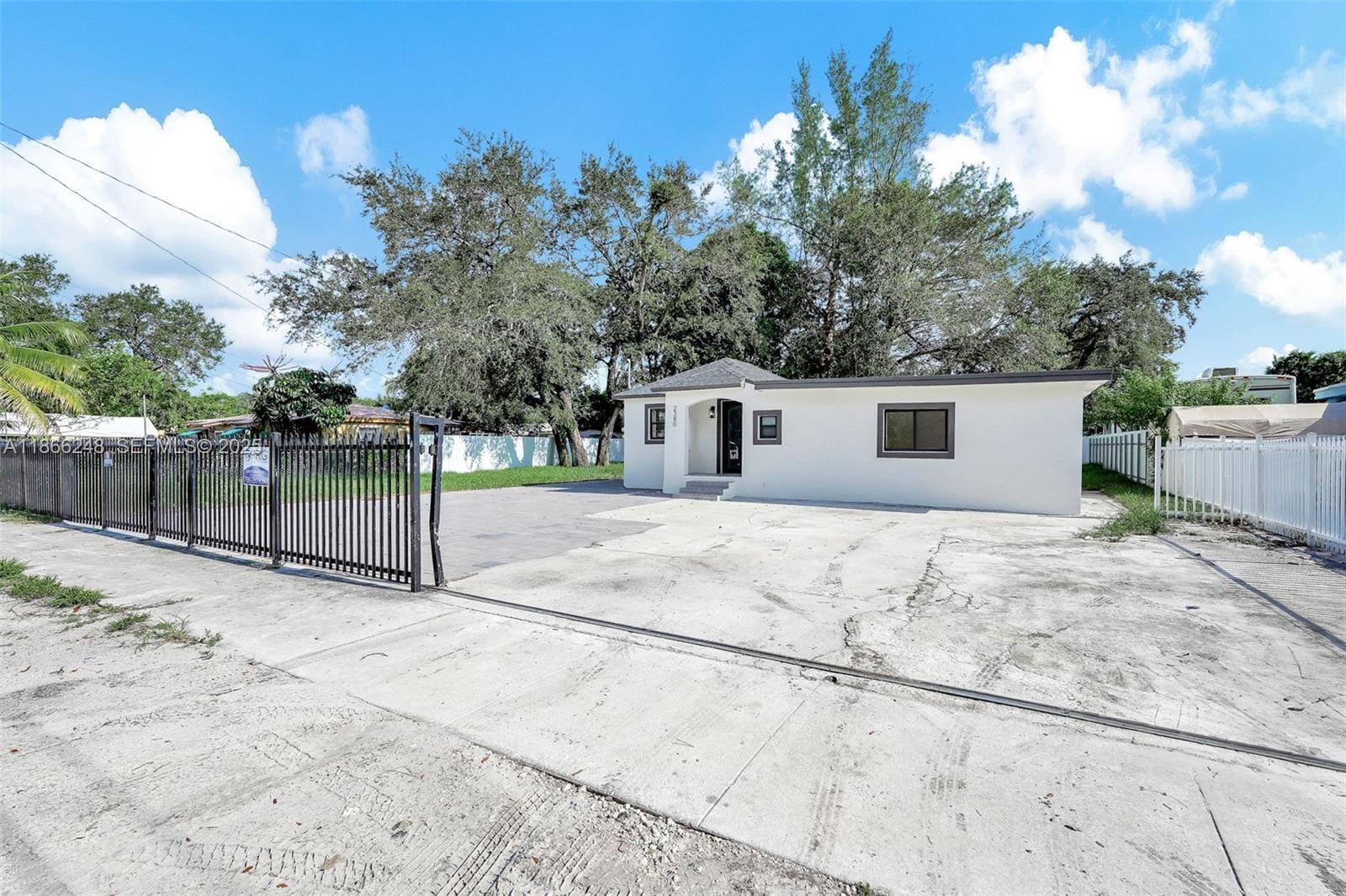 2380 NW 101st Street, Miami, FL 33147