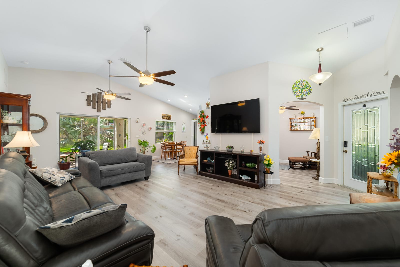 453 SW Talquin Lane — photo 6