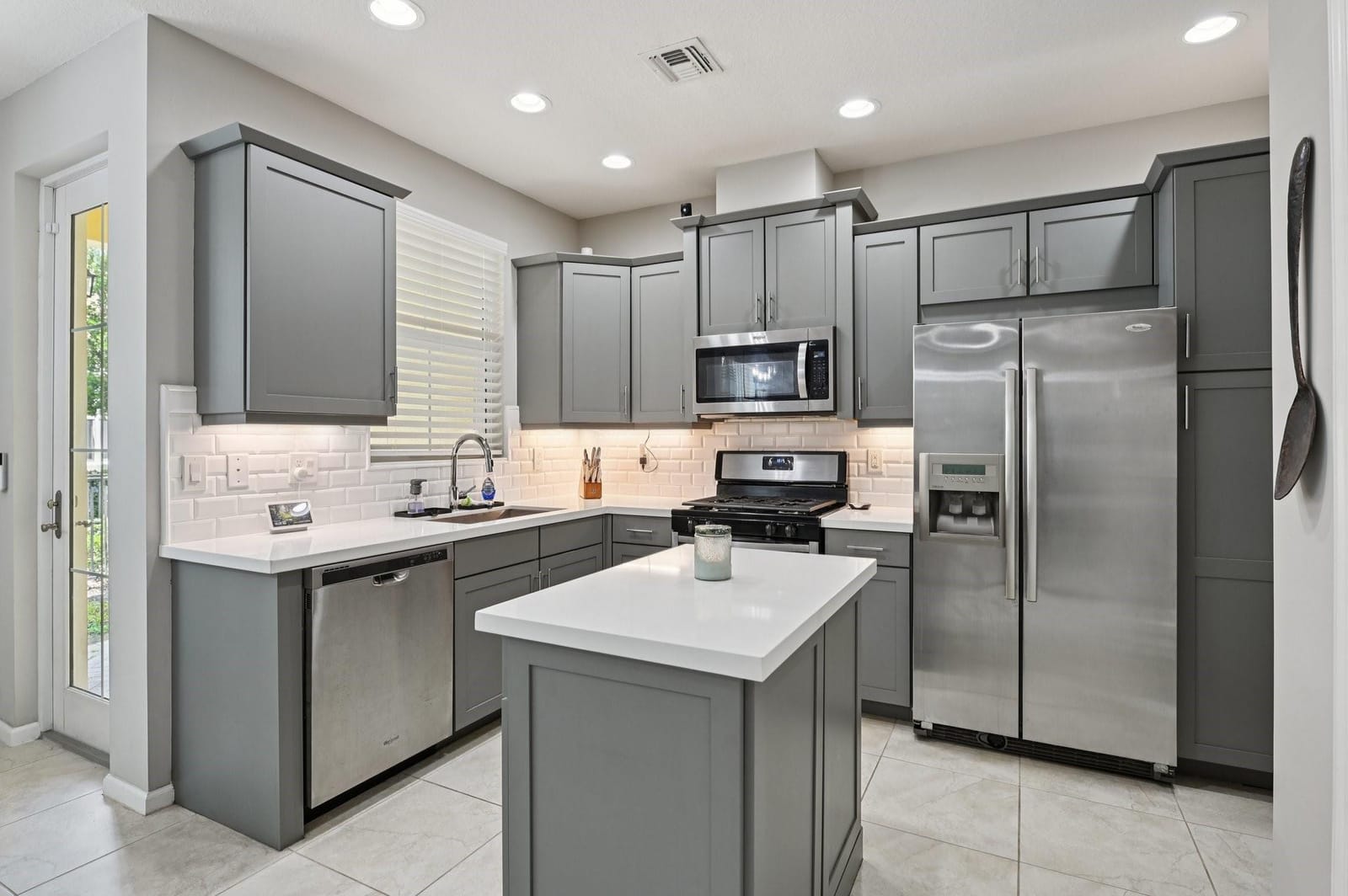 12431 NW 32nd Manor, Sunrise, FL 33323 photo 3