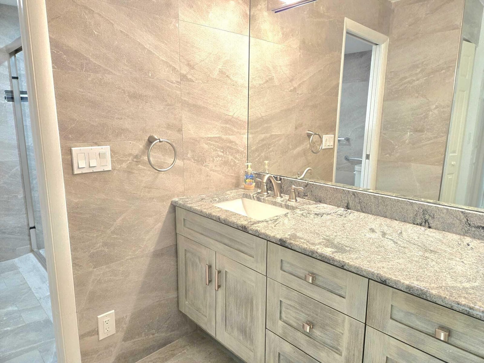 9207 Pecky Cypress Lane 9b — photo 11