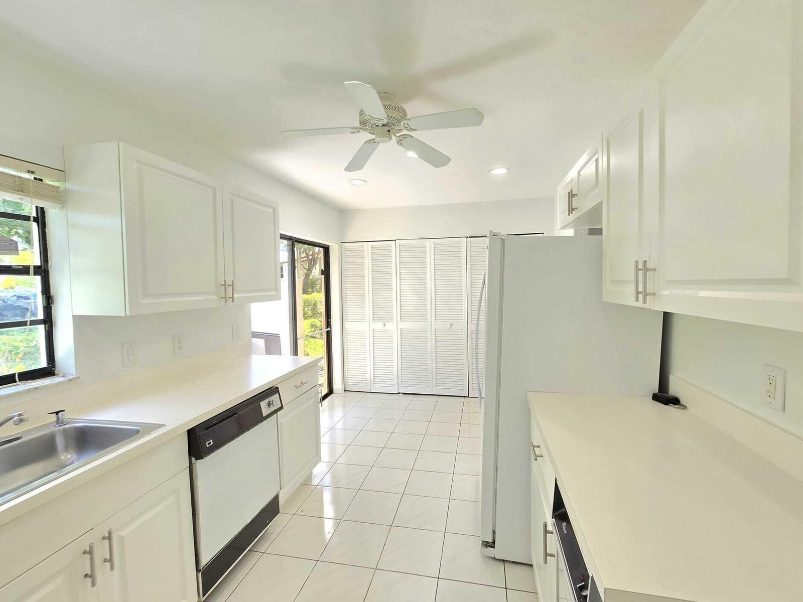 9207 Pecky Cypress Lane 9b — photo 9
