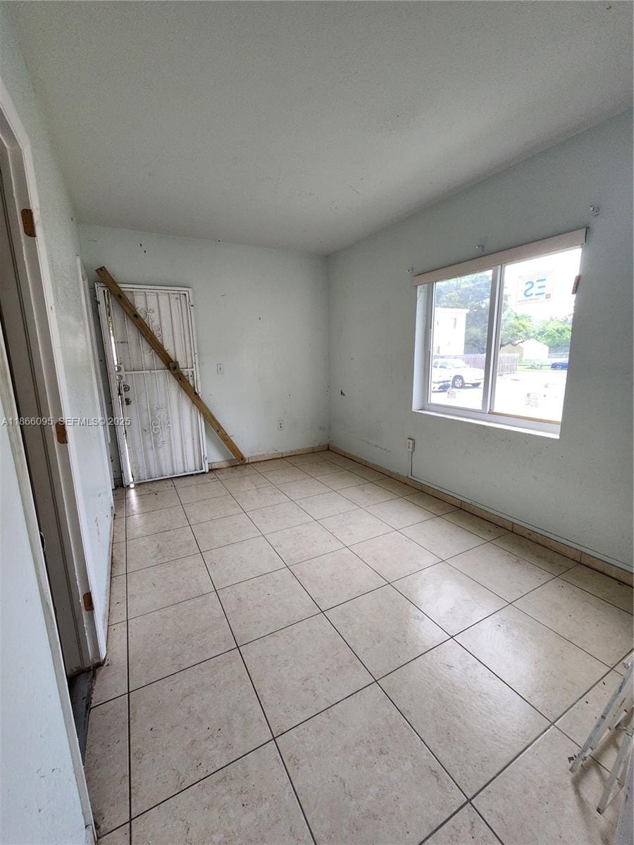 8454 NW 4th Avenue 8454, Miami, FL 33150 photo 3
