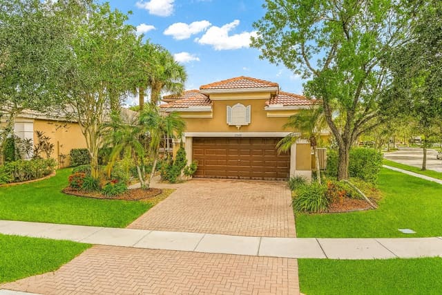 12430 NW 78th Manor, sold in Heron Bay Central, Parkland, FL