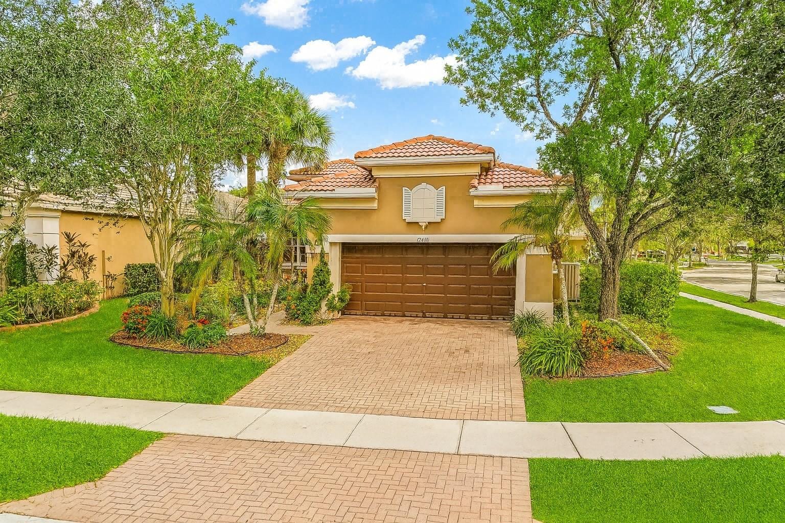 12430 NW 78th Manor, Parkland, FL 33076