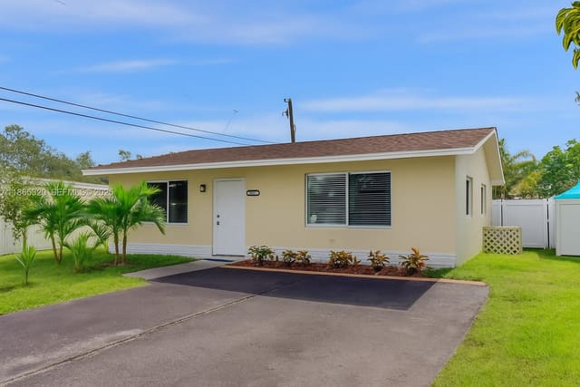 5404 NW 26th Avenue, sold in Tamarac Lakes North 3rd S, Fort Lauderdale, FL