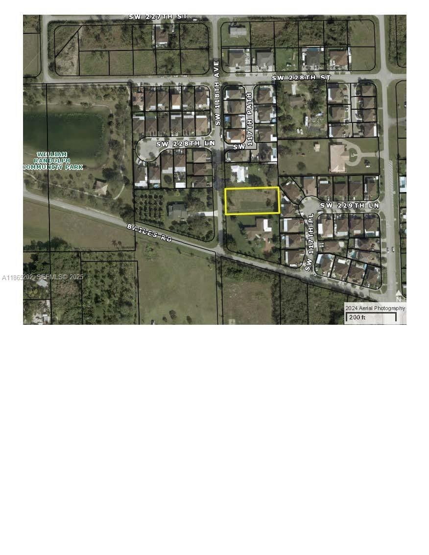 230 SW 118, FL 33170
