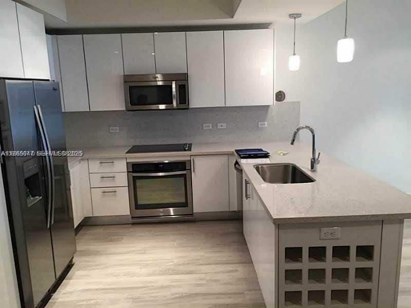 999 SW 1st Avenue 1809 — photo 10