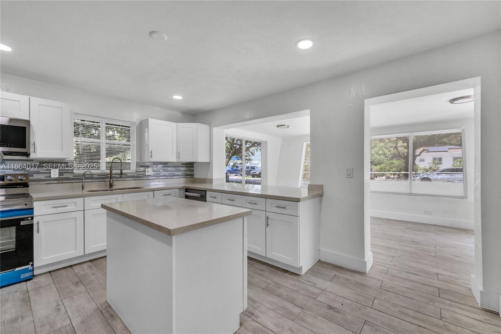 16200 NE 3rd Avenue, Miami, FL 33162 photo 15