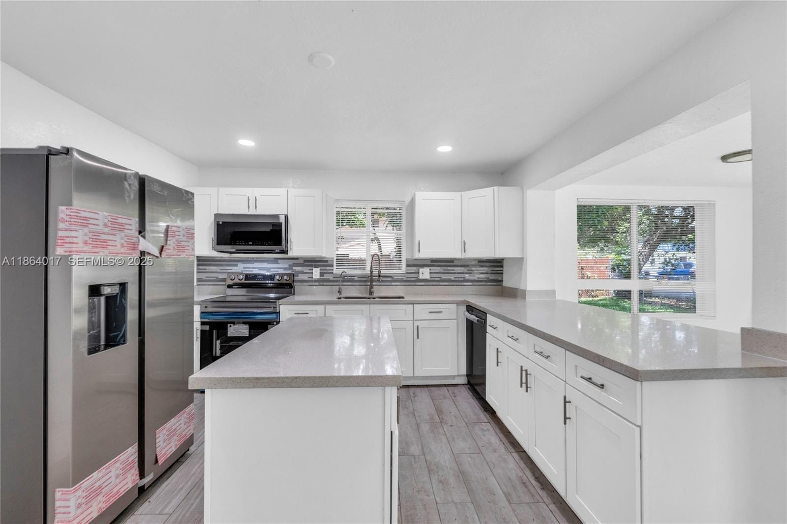 16200 NE 3rd Avenue, Miami, FL 33162 photo 16