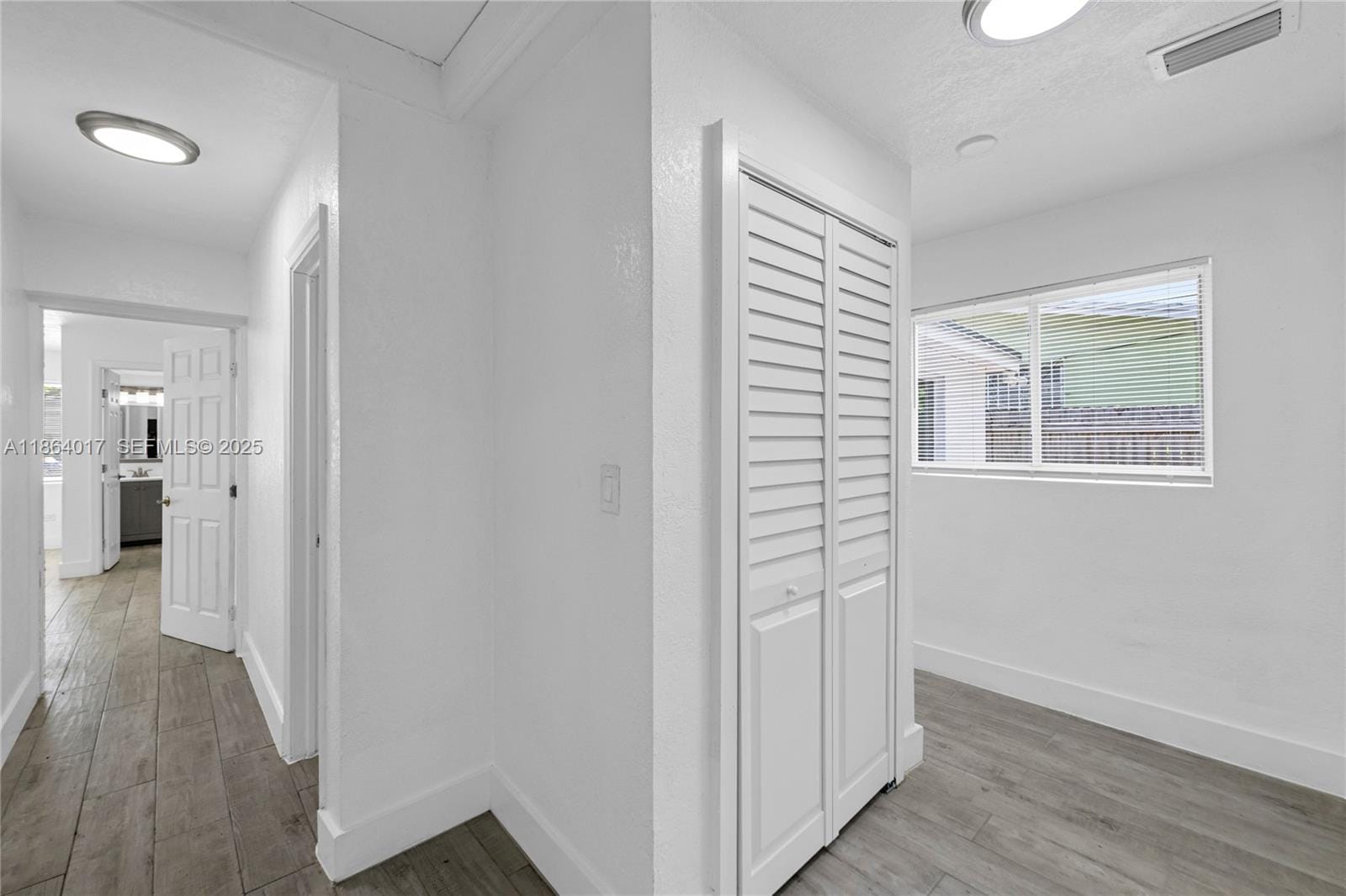 16200 NE 3rd Avenue, Miami, FL 33162 photo 17