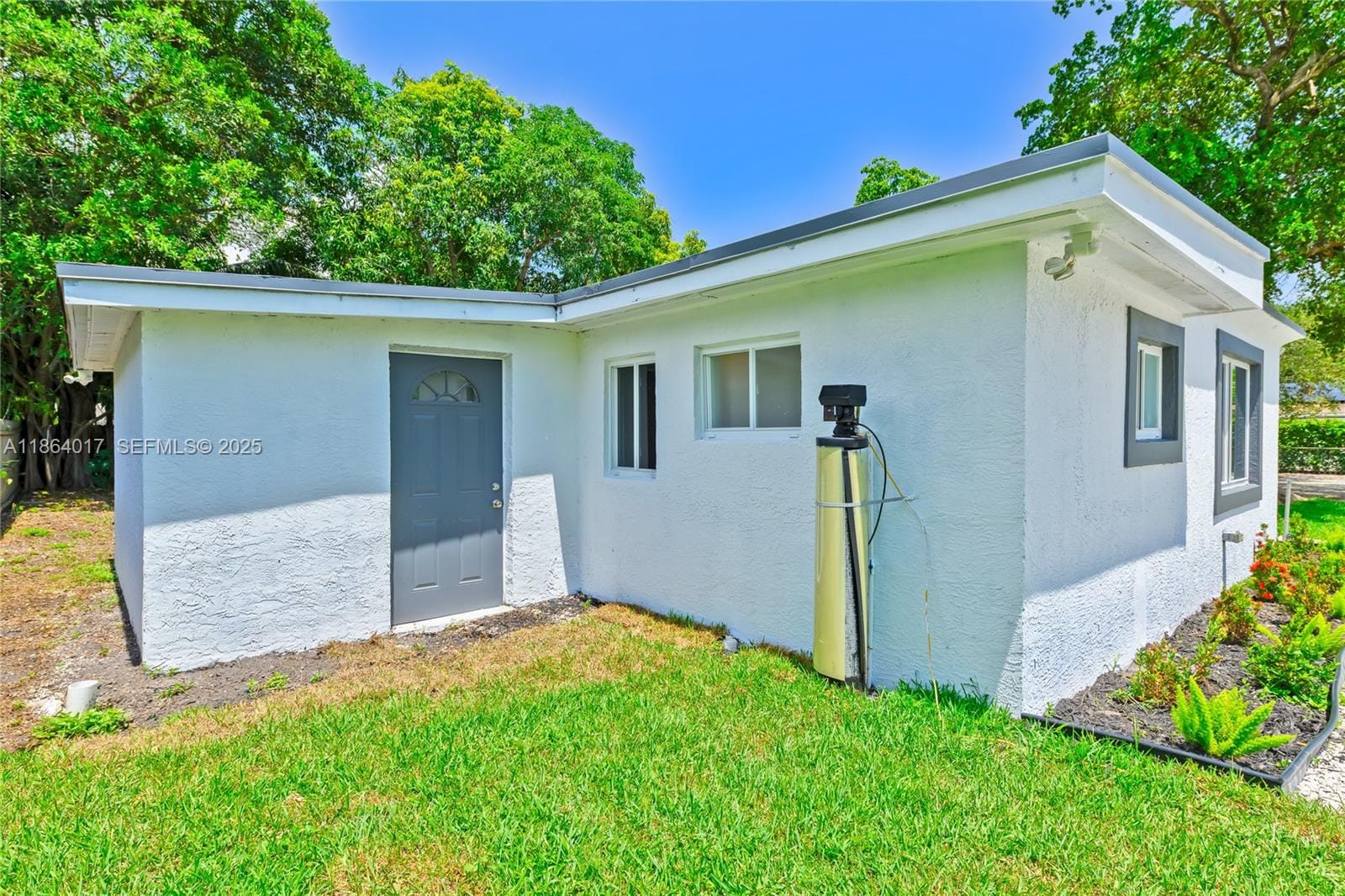 16200 NE 3rd Avenue, Miami, FL 33162 photo 30