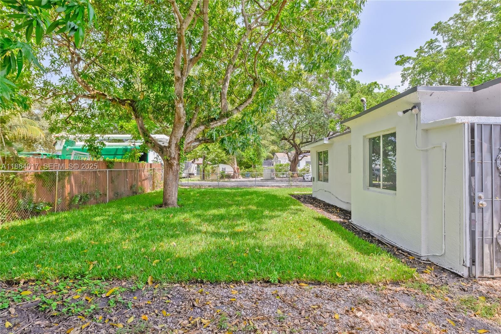 16200 NE 3rd Avenue, Miami, FL 33162 photo 6