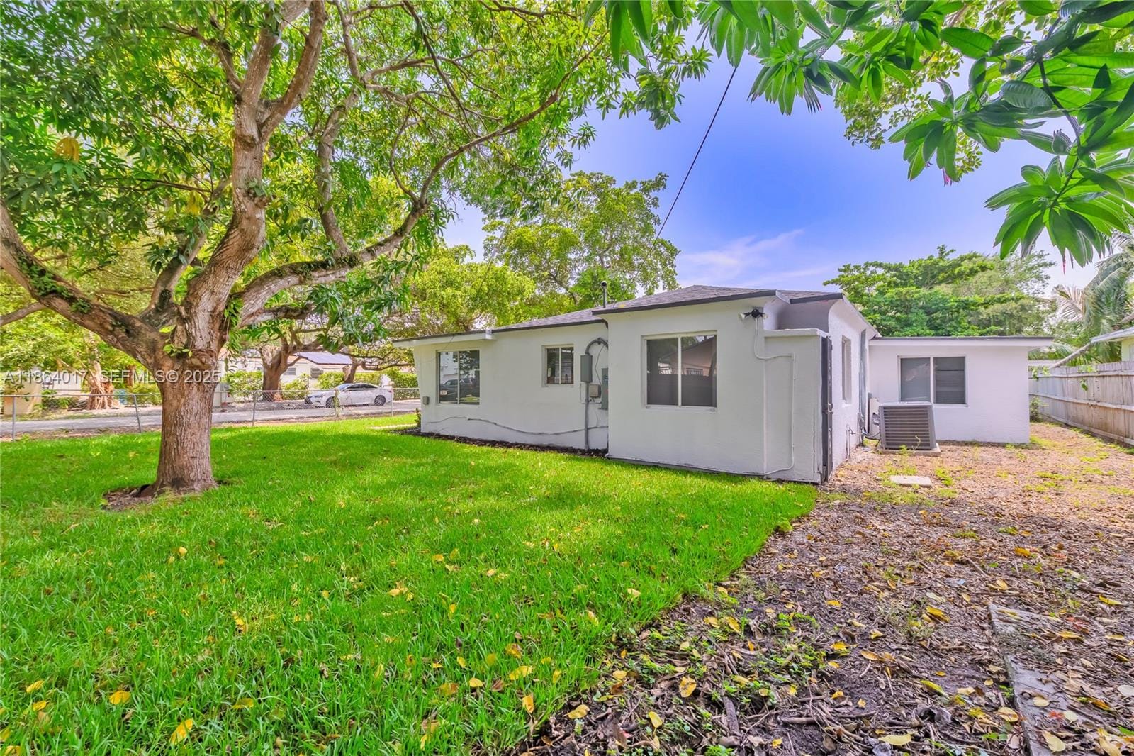 16200 NE 3rd Avenue, Miami, FL 33162 photo 7