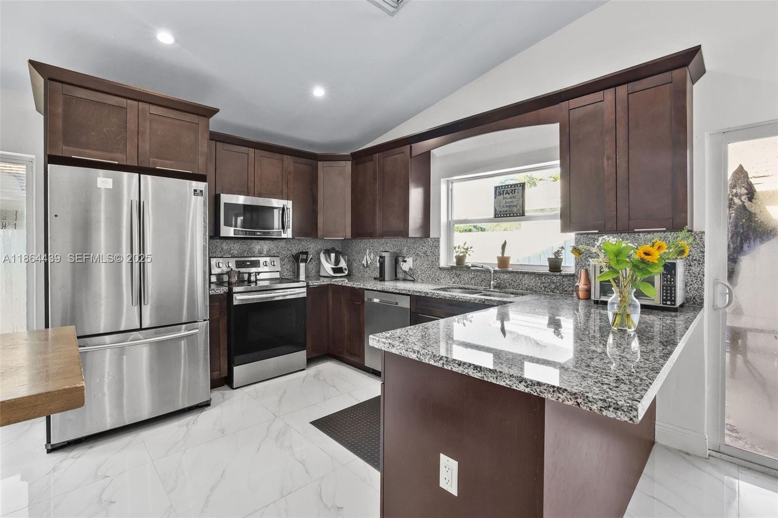 11500 SW 60th Terrace, Miami, FL 33173 photo 7