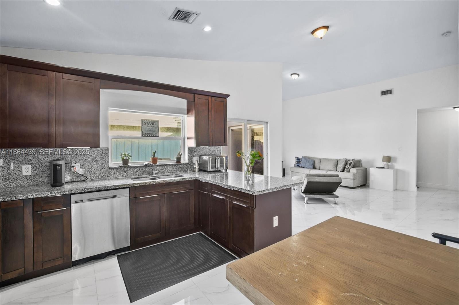 11500 SW 60th Terrace, Miami, FL 33173 photo 8