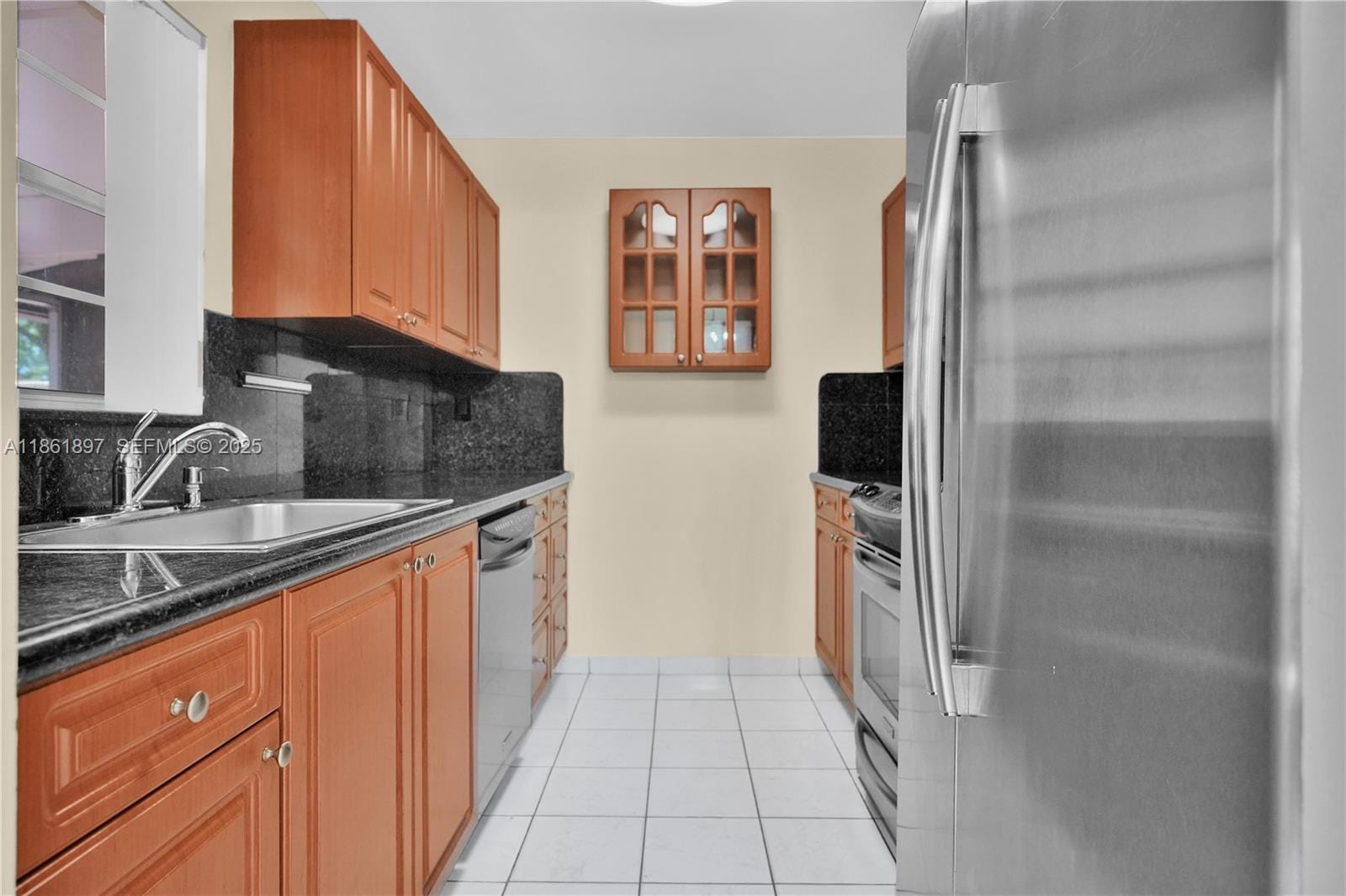 8528 SW 148th Place — photo 11
