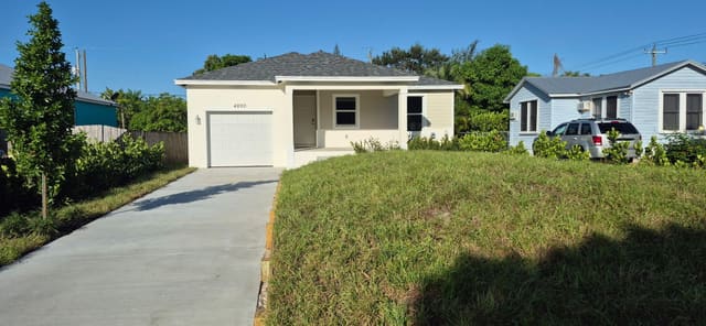 4890 SE Jack Avenue, Stuart, FL 34997