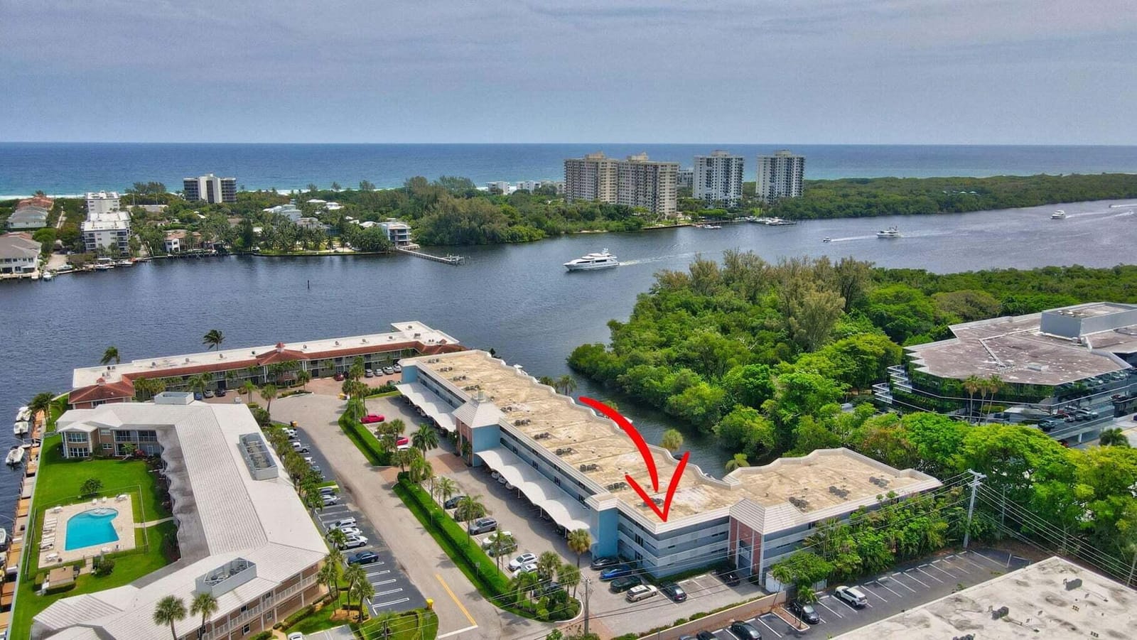 700 NE Harbour Terrace 3320 — photo 3