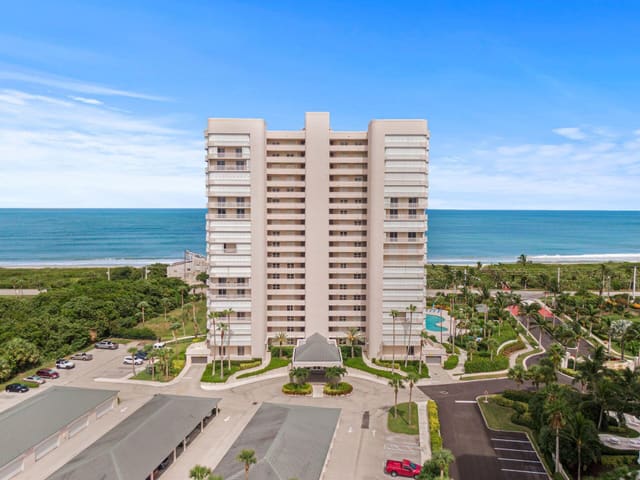 5051 N Highway A1a 15-3, sold in Seaward AT Atlantic View Condominium, Hutchinson Island, FL