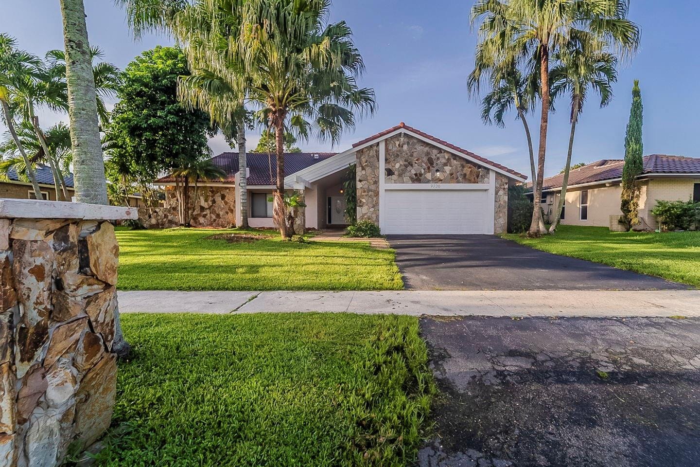 9730 NW 15th Street, Plantation, FL 33322