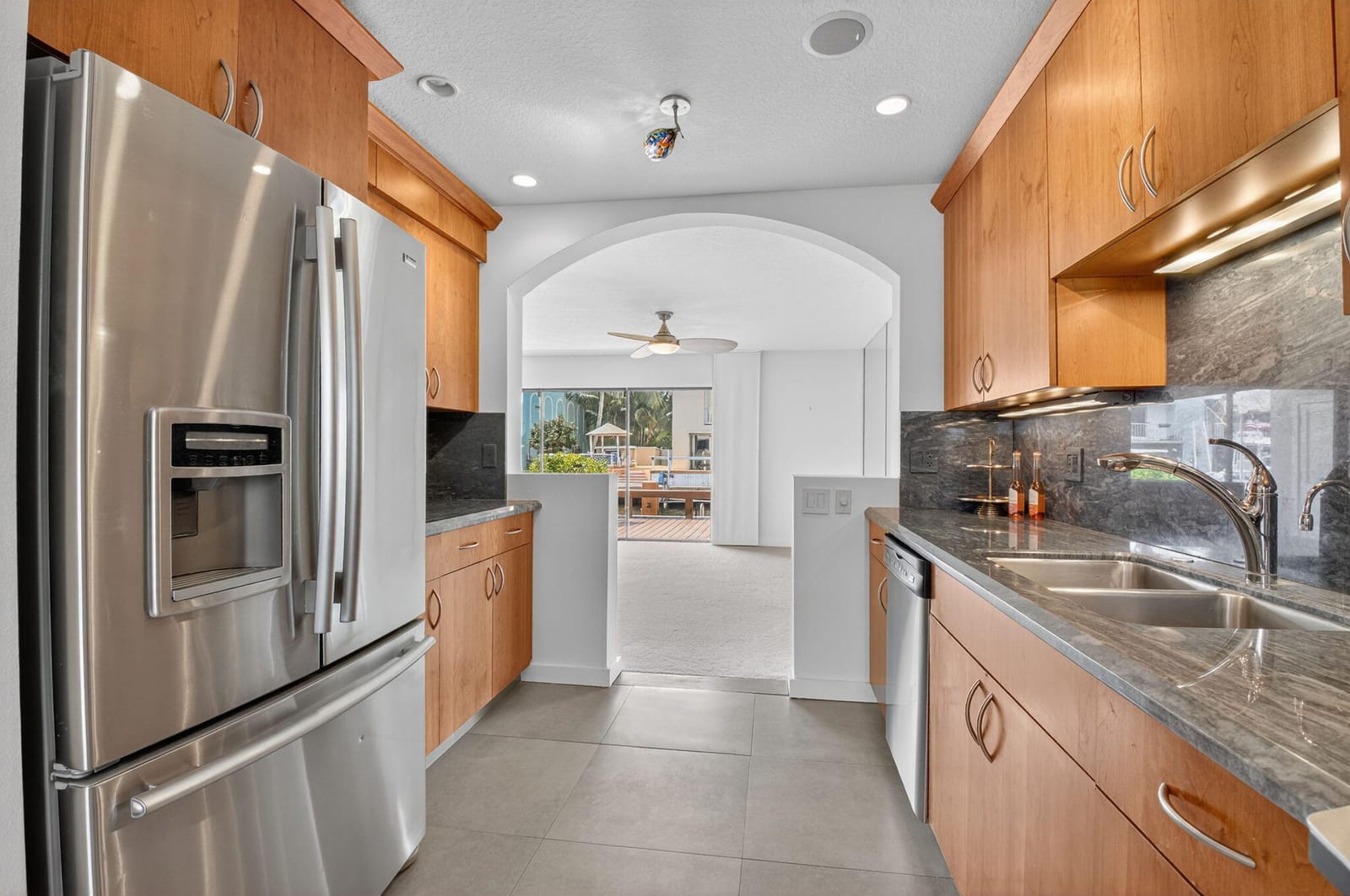 718 NE 12th Terrace 4, Boynton Beach, FL 33435 photo 16