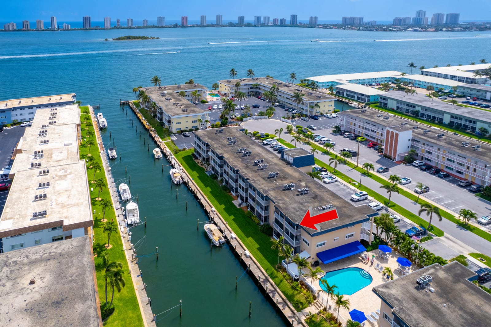 111 Doolen Court 311, North Palm Beach, FL 33408