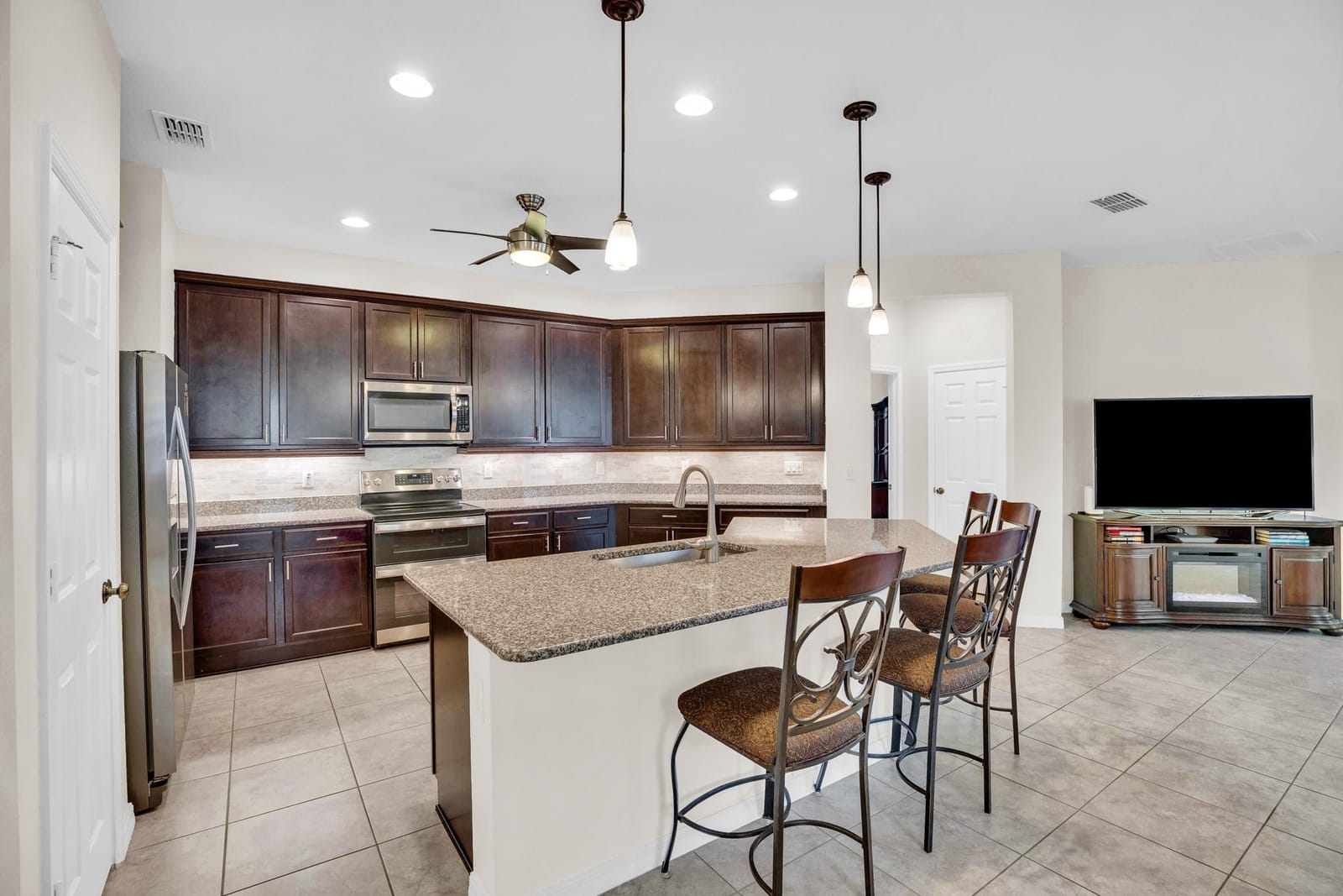 166 Port Royal Court — photo 11