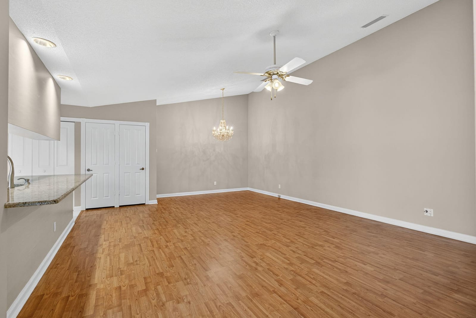 4502 Lakemont Court — photo 11