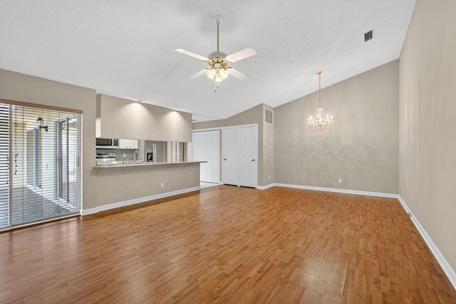 4502 Lakemont Court — photo 12