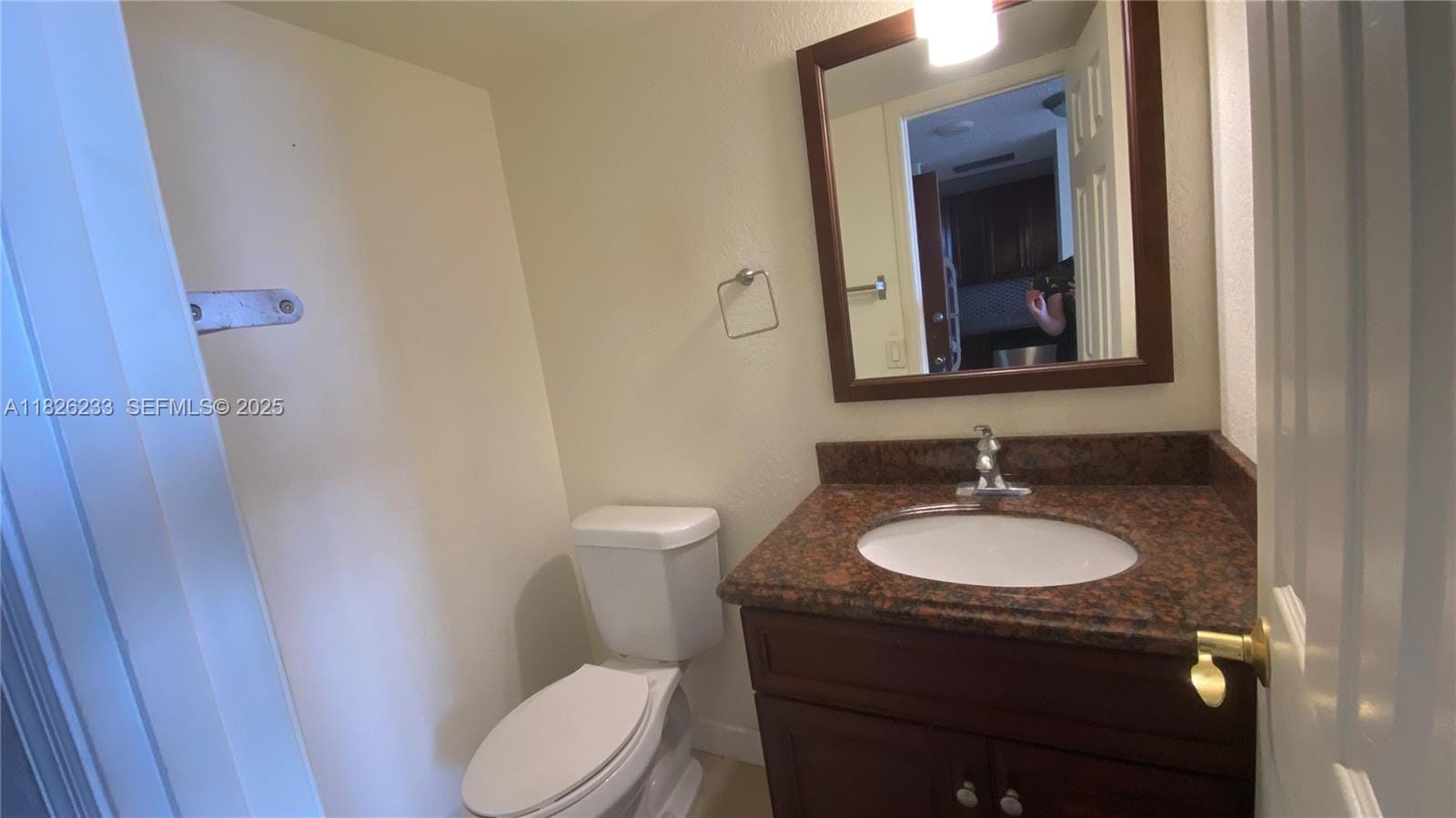 2025 NE 164th Street 901 — photo 7