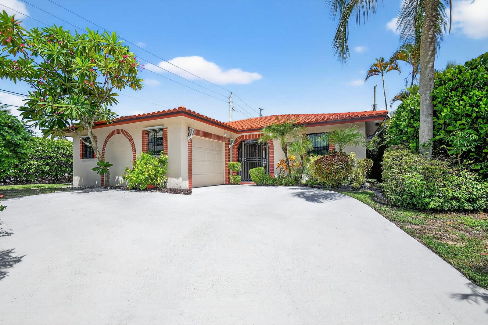 1035 Soelca Drive, West Palm Beach, FL 33405