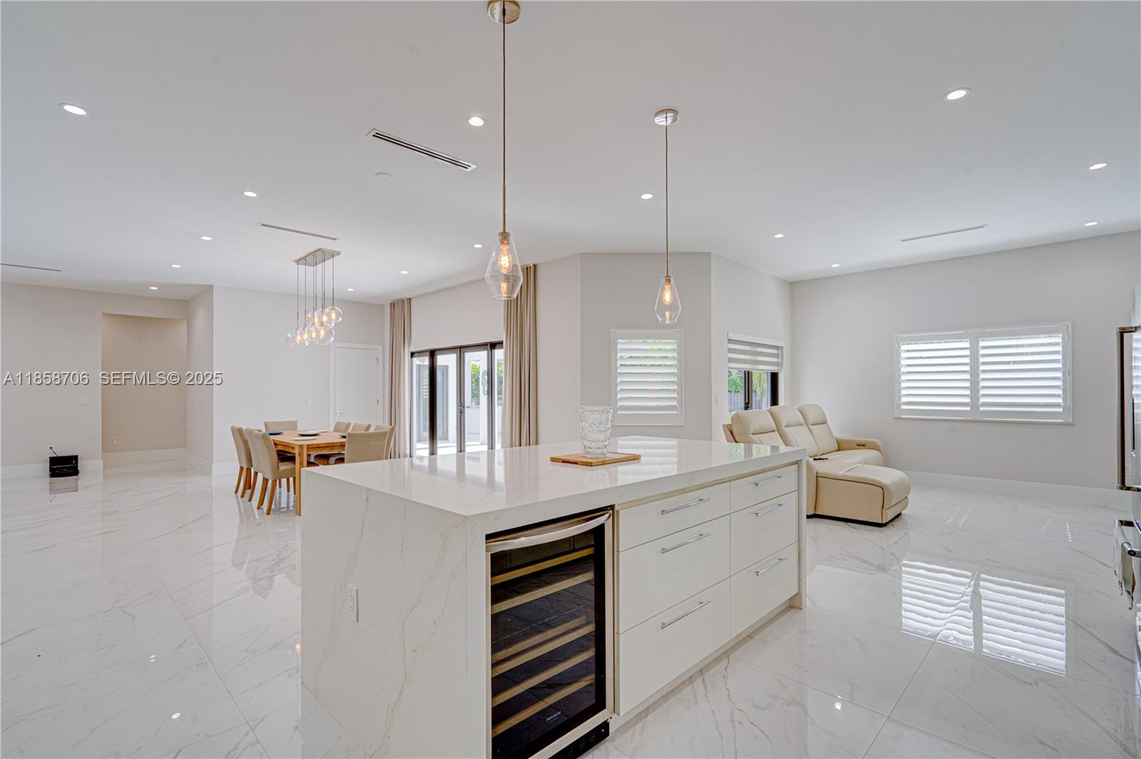 2521 SW 105th Avenue — photo 5
