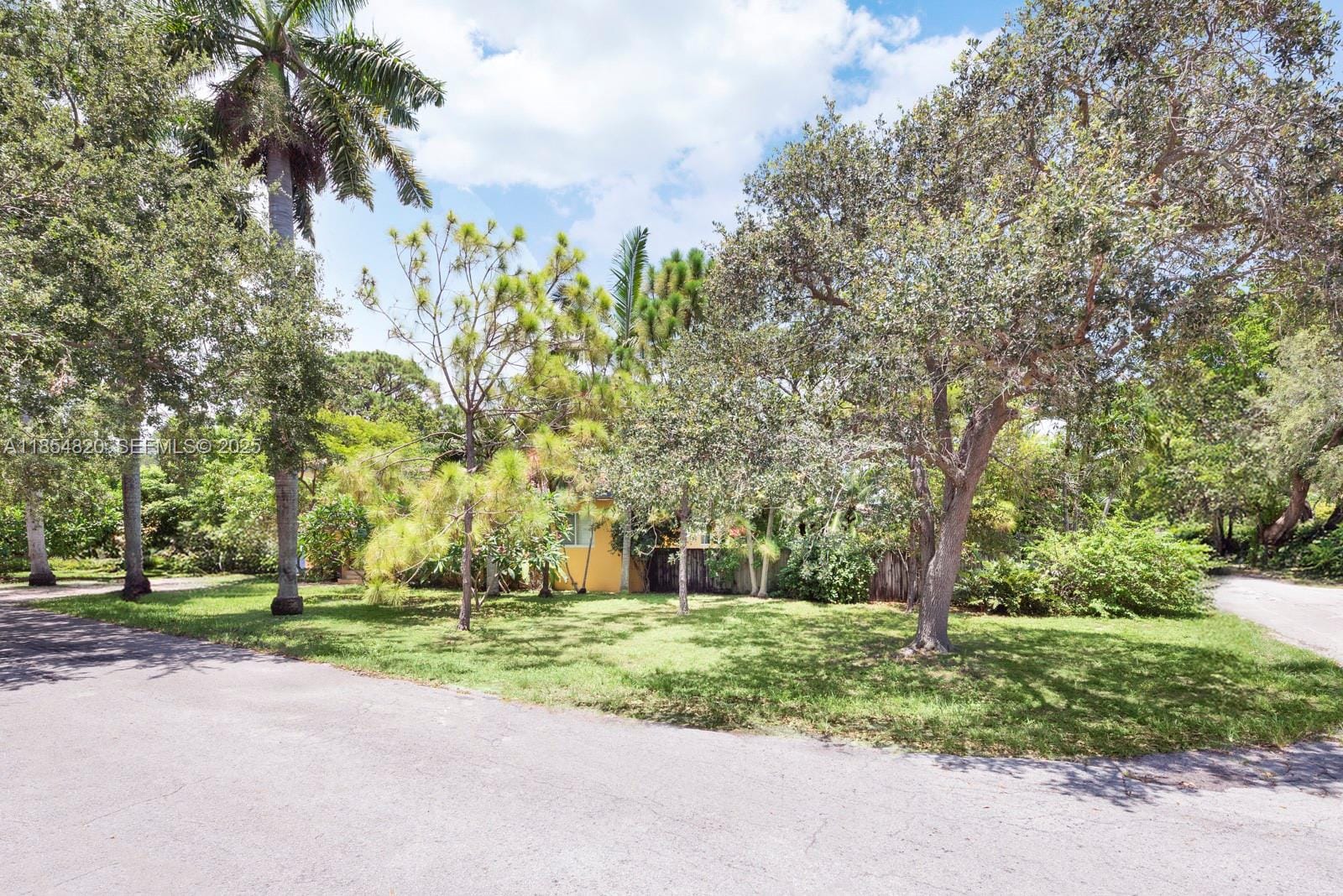 855 NE 111th Street, Biscayne Park, FL 33161 photo 29