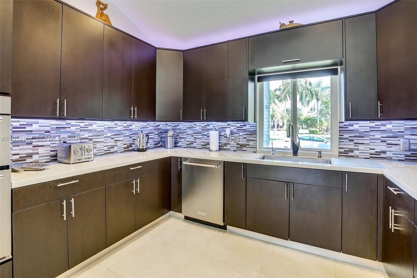 1154 Laguna Springs Drive, Weston, FL 33326 photo 20
