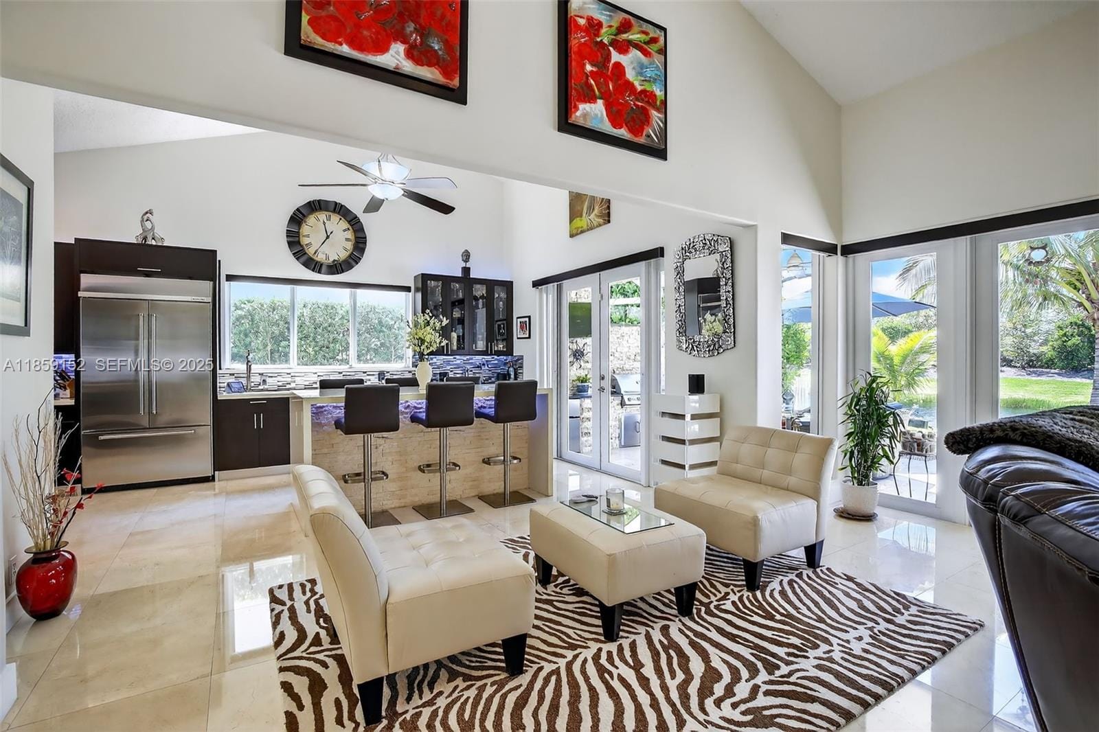 1154 Laguna Springs Drive — photo 9