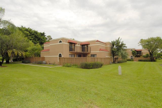8122 Severn Drive A, Boca Raton, FL 33433