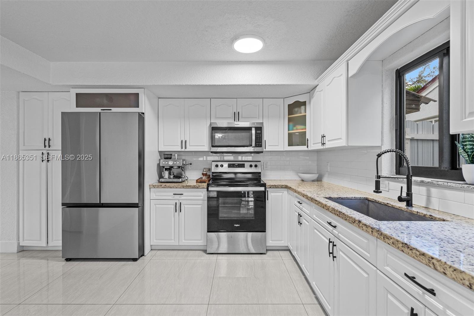 8705 NW 150th Terrace, Miami Lakes, FL 33018 photo 13