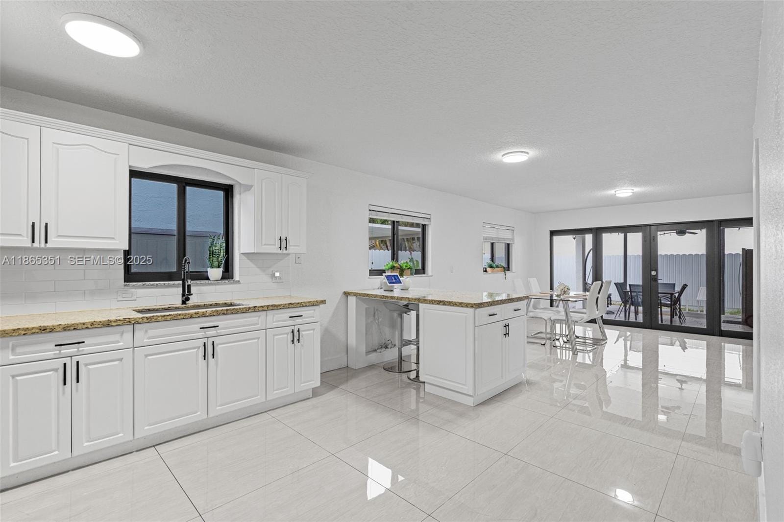 8705 NW 150th Terrace, Miami Lakes, FL 33018 photo 16